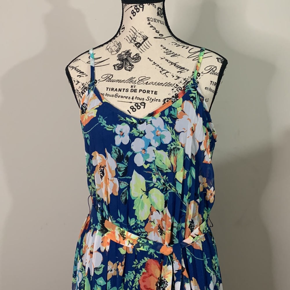 B Darlin floral dress - Size: 5/6 NWOT - Picture 5 of 13